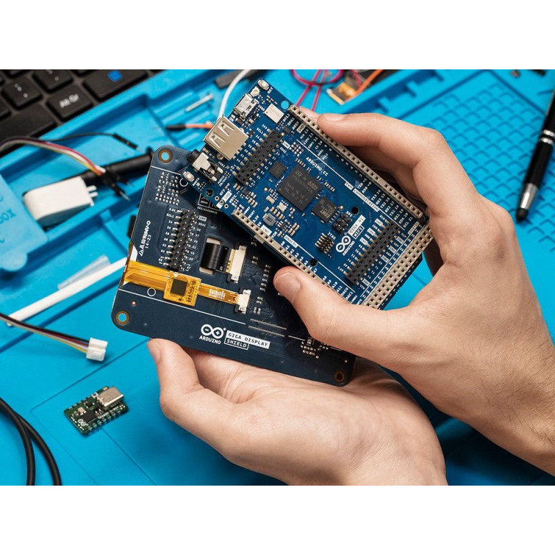 Arduino GIGA Display Shield ASX00039 – сенсорний дисплей для проєктів Arduino